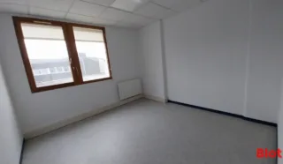  BUREAUX 258 M² NANTES