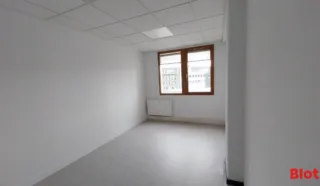  BUREAUX 258 M² NANTES
