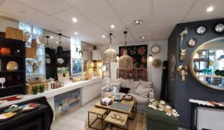  LOCAUX COMMERCIAUX 94 M² SAINT BREVIN LES PINS