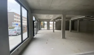  LOCAL COMMERCIAL LORIENT 152 m²