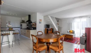 Maison 5 pièce(s)