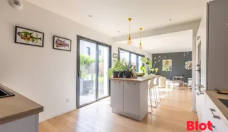 Maison 6 pièce(s)