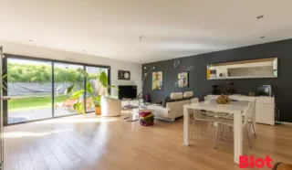 Maison 6 pièce(s)
