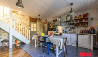 Maison 4 pièce(s)