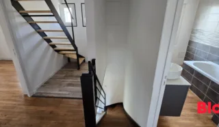 Maison 6 pièce(s)