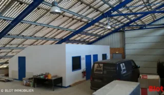  Local d'activités 800 m² LA TRINITE SURZUR / VANNES EST