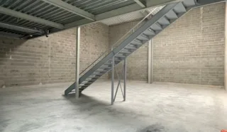  CELLULE ACTIVITES 247 m² SAINT HERBLAIN