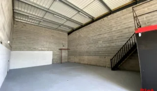  LOCAUX D'ACTIVITÉS 151 M² SAINT HERBLAIN