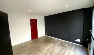  LOCAUX D'ACTIVITÉS 151 M² SAINT HERBLAIN