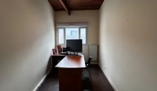  BUREAUX 120 M² REZE