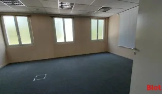  BUREAUX 225 M² NANTES