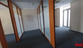  BUREAUX 225 M² NANTES