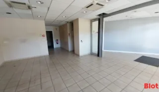  BUREAUX 225 M² NANTES