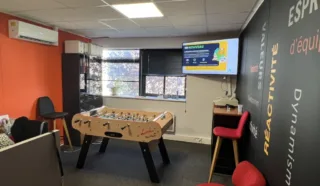  BUREAUX 330 M² BOUGUENAIS