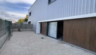  LOCAL D'ACTIVITES MONTFORT SUR MEU 110 m²