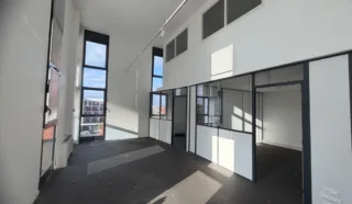  BUREAUX 300 m² RENNES