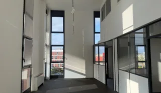  BUREAUX 300 m² RENNES