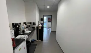  LOCAL D'ACTIVITES NOYAL-CHATILLON-SUR-SEICHE 258 m²