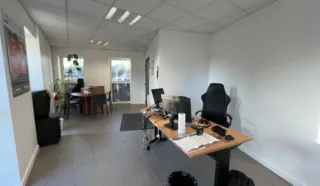  LOCAL D'ACTIVITES NOYAL-CHATILLON-SUR-SEICHE 258 m²