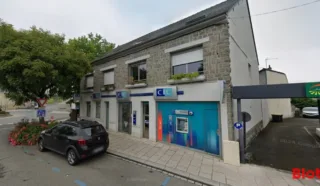  LOCAL COMMERCIAL 156 m² GUICHEN