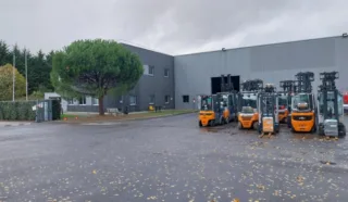  LOCAUX D'ACTIVITÉS 1 297 M² LES SORINIERES