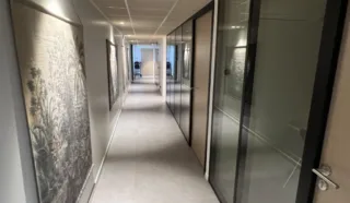  LOCAUX COMMERCIAUX 300 M² NANTES