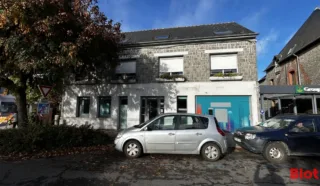  LOCAL COMMERCIAL 156 m² GUICHEN