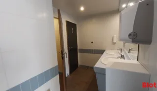  BUREAUX 67 M² NANTES