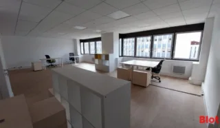  BUREAUX 67 M² NANTES