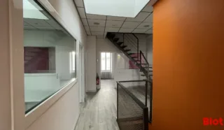  BUREAUX LOCAUX COMMERCIAUX 153 M² PORNIC