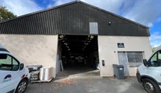 LCOAL D'ACTIVITES PACE 500 m²