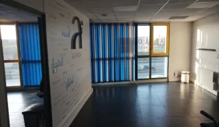  BUREAUX 129 m² YFFINIAC