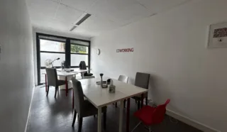  BUREAUX 155 M² REZE