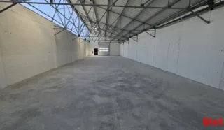  LOCAL D'ACTIVITES 300 m² BREST