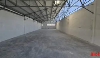  LOCAL D'ACTIVITES 300 m² BREST