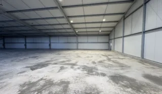  LOCAL D'ACTIVITES 235 m² KERSAINT PLABENNEC