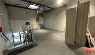  LOCAUX COMMERCIAUX 179 M² GUÉRANDE