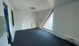  BUREAUX 80 m² QUESSOY
