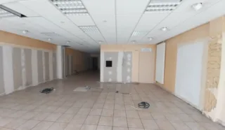  LOCAL COMMERCIAL 120 m² PONTIVY