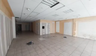  LOCAL COMMERCIAL 120 m² PONTIVY
