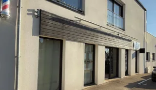  LOCAL COMMERCIAL 120 m² LANGUEUX