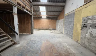  LOCAL D'ACTIVITES 245 m² LANDERNEAU