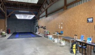  LOCAL D'ACTIVITES LANVALLAY 150 m²