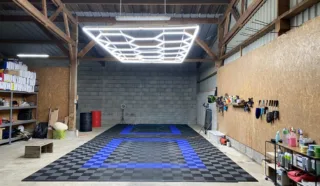  LOCAL D'ACTIVITES LANVALLAY 150 m²