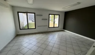  BUREAUX 295 M² BASSE GOULAINE