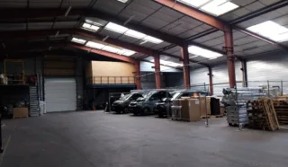  LOCAUX D'ACTIVITES 150 m² ERGUE GABERIC