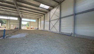  LOCAUX D'ACTIVITÉS 318 M² THOUARE SUR LOIRE