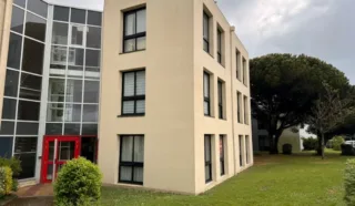  BUREAUX 140 m² SAINT NAZAIRE