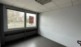  BUREAUX 56 m²  RENNES
