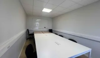  CELLULE D'ACTIVITES PACE 212 m²